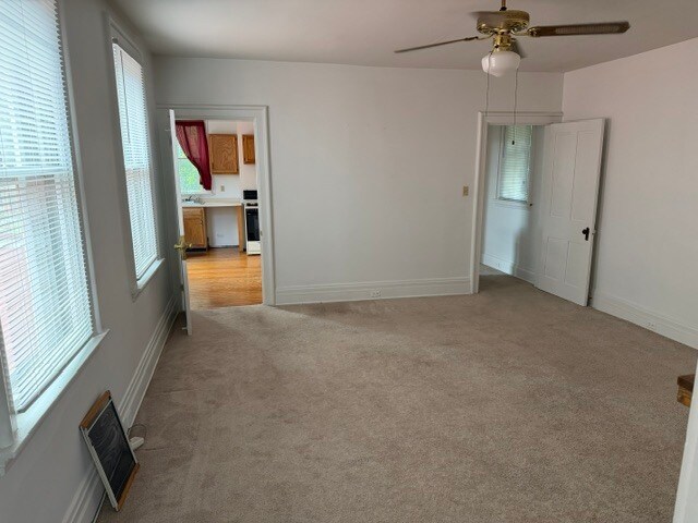 352 Berry Ave, Bellevue, KY à vendre - Photo de l’immeuble – Image 3 sur 6