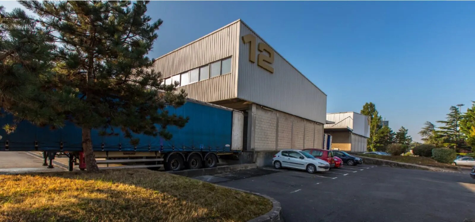 Industriel/Logistique dans Aulnay-sous-Bois à louer Photo de l’immeuble– Image 1 sur 5