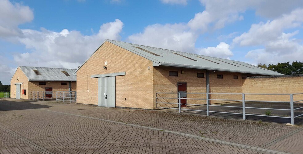 3 Shelford Rd, Whittlesford à louer - Photo de l’immeuble – Image 2 sur 3
