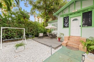 Plus de détails pour 769 NW 10th St, Miami, FL - Logement à vendre