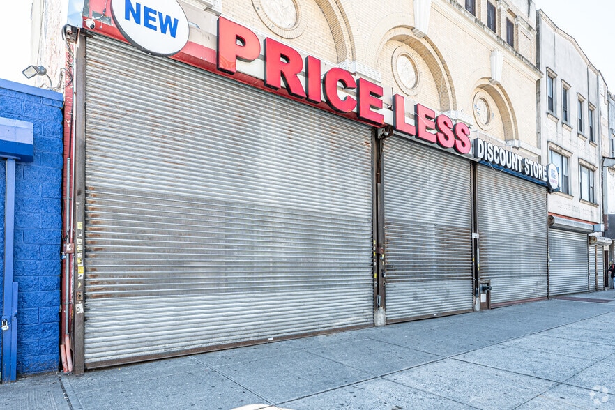 1750 Pitkin Ave, Brooklyn, NY à louer - Photo de l’immeuble – Image 3 sur 22