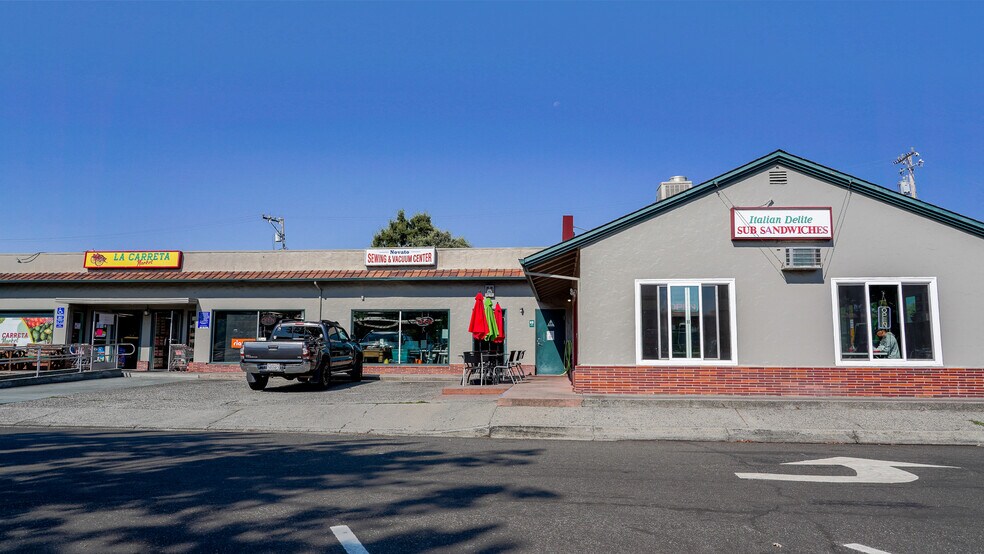 961-971 Front St, Novato, CA à vendre - Photo de l’immeuble – Image 2 sur 8