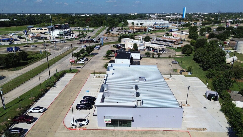 6324 West, Houston, TX à vendre - Photo de l’immeuble – Image 3 sur 9