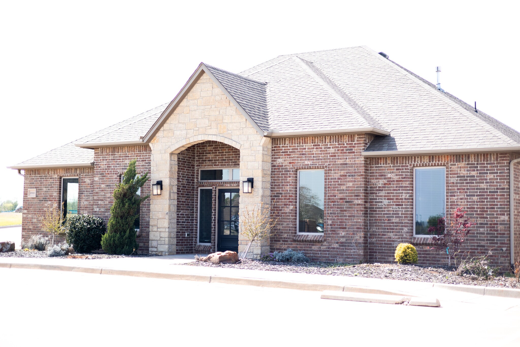 8900 NW Silver Hill Dr, Oklahoma City, OK à louer Photo principale– Image 1 sur 15
