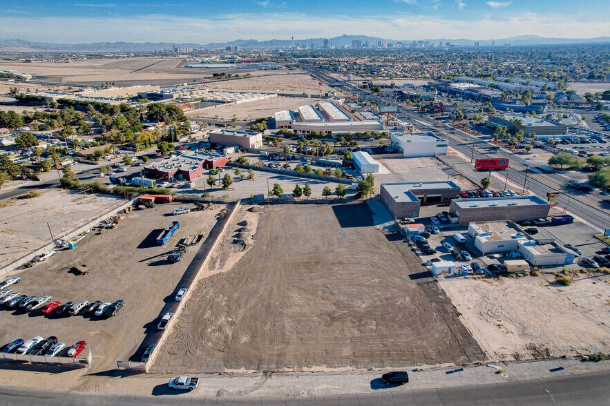 5300 Ricky Rd, Las Vegas, NV à vendre - Photo de l’immeuble – Image 3 sur 3