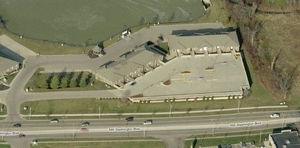 860 NW Washington Blvd, Hamilton, OH - VUE AÉRIENNE  vue de carte - Image1