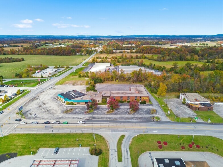 6110 & 6170 York Rd portefeuille de 2 biens à vendre sur LoopNet.fr - Aérien – Image 3 sur 11