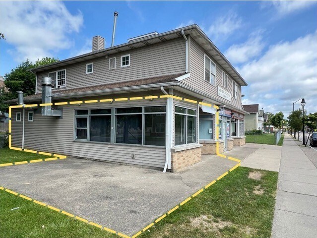 651 Jefferson Ave, Rochester, NY à louer - Photo de l’immeuble – Image 3 sur 3