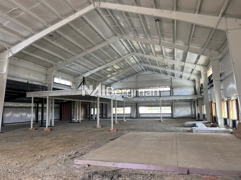 450 Western Ave, Lewisburg, OH à vendre - Photo intérieure – Image 3 sur 8