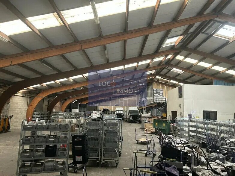 Industriel/Logistique dans Gradignan à louer - Photo intérieure – Image 2 sur 9