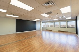 90 Rue Morgan, Baie-d'Urfé, QC à louer Photo intérieure– Image 2 sur 5