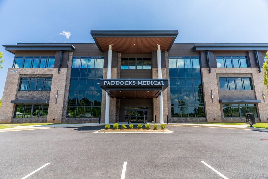 2685 Peachtree Pky, Suwanee, GA à louer - Photo de l’immeuble – Image 2 sur 12