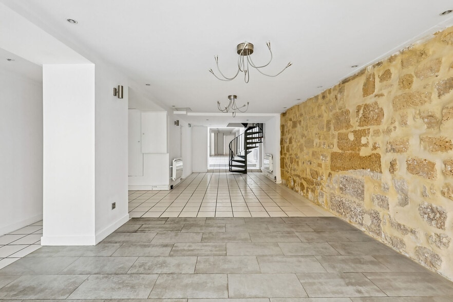 9 Rue Geoffroy L'Angevin, Paris à vendre - Photo intérieure – Image 3 sur 15