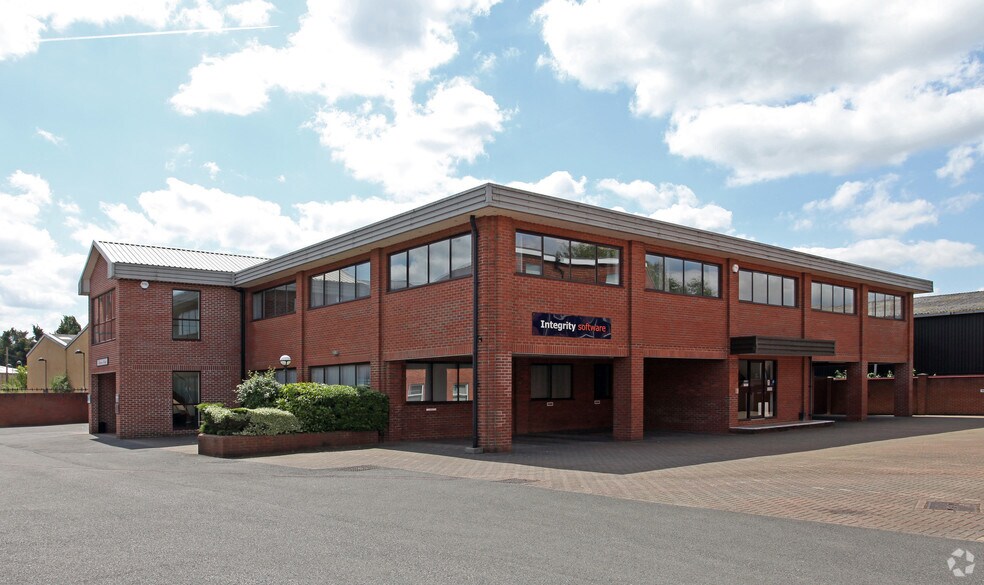 Dedmere Rd, Marlow à louer - Photo principale – Image 1 sur 8