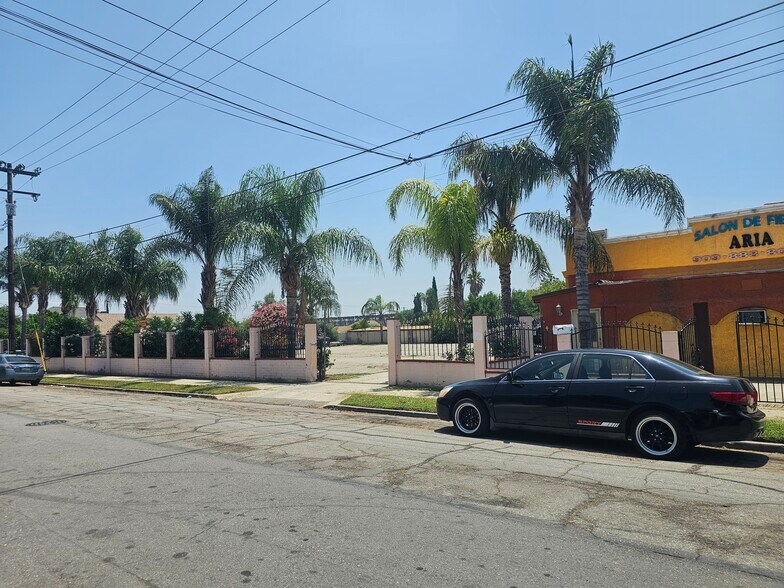 1139 W 6th St, San Bernardino, CA à vendre - Photo de l’immeuble – Image 3 sur 9