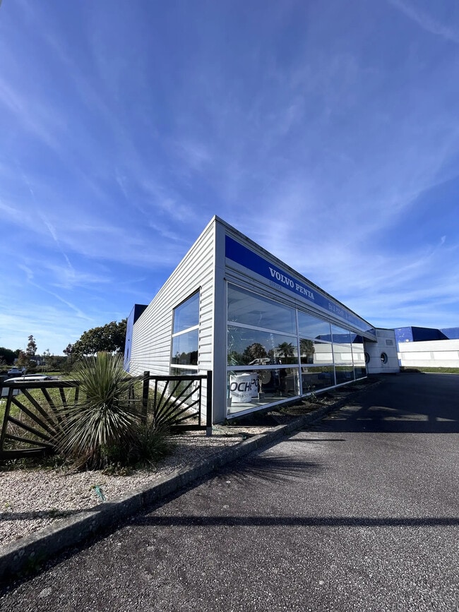 Plus de détails pour 3 Kervidanou, Quimperlé - Local d'activités à louer