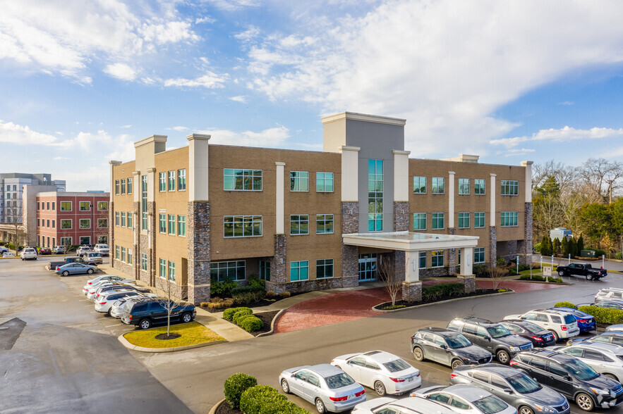 5000 Crossings Cir, Mount Juliet, TN à louer - Photo de l’immeuble – Image 1 sur 5