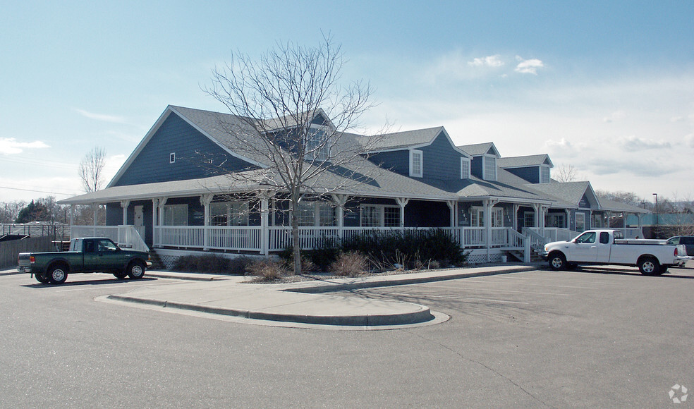 790 W Eisenhower Blvd, Loveland, CO à louer - Photo de l’immeuble – Image 3 sur 8