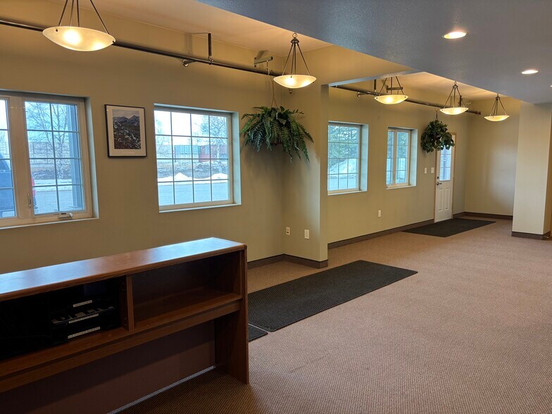 915 30th Ave, Fairbanks, AK à louer - Hall d’entrée – Image 3 sur 25