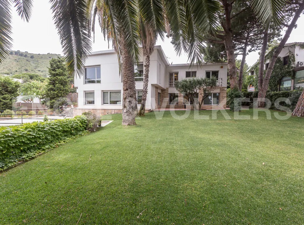 Bureau dans Barcelone, Barcelona à vendre Plan d’étage– Image 1 sur 6