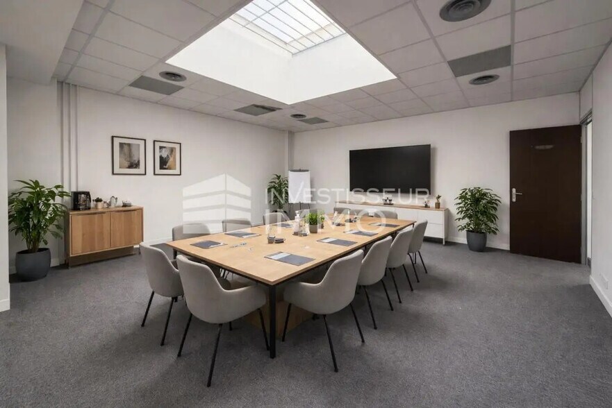 Bureau dans Lognes à louer - Photo intérieure – Image 1 sur 6