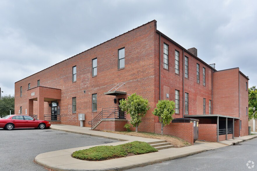 222 N Lafayette St, Shelby, NC à louer - Photo de l’immeuble – Image 3 sur 6