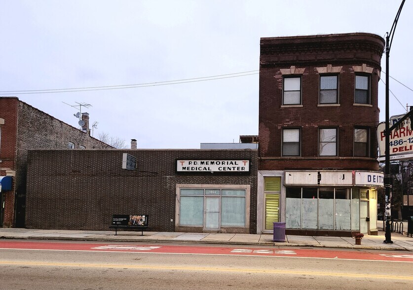 1800 W Chicago Ave, Chicago, IL à louer - Photo de l’immeuble – Image 2 sur 3