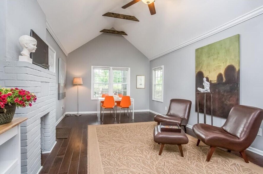 909 Morris St NW, Atlanta, GA à louer - Photo de l’immeuble – Image 3 sur 21