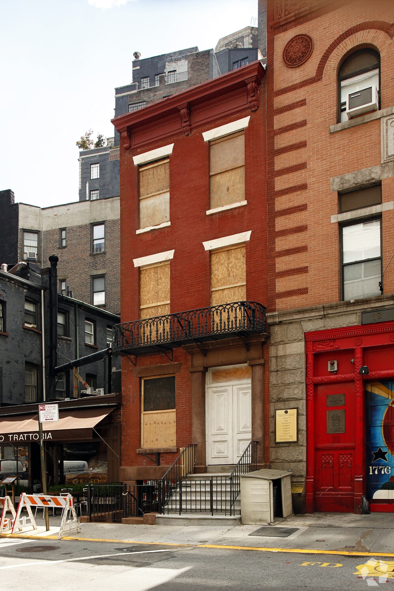 130 W 10th St, New York, NY à louer Photo principale– Image 1 sur 3