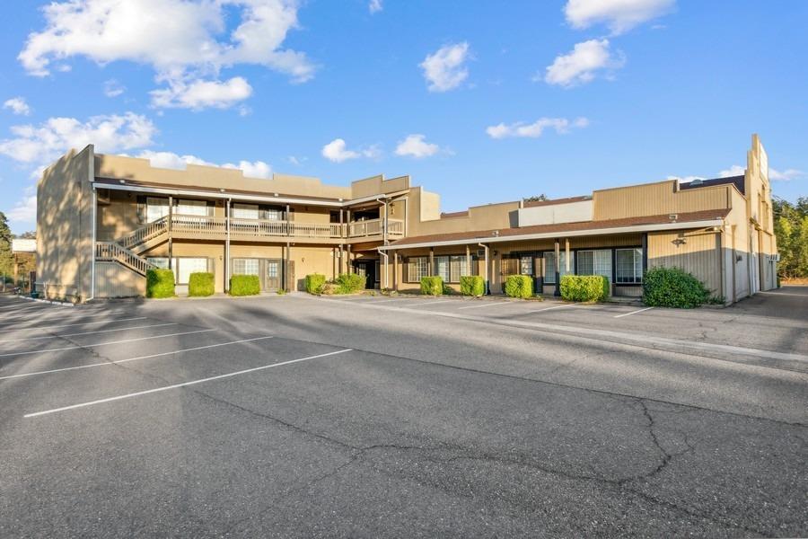 4261 Sunset Ln, Shingle Springs, CA à louer Photo de l’immeuble– Image 1 sur 15