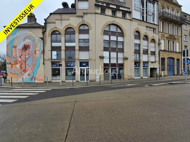 Plus de détails pour Local commercial à vendre