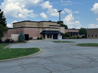 Plus de détails pour 5001 Town Center Dr, Leawood, KS - Local commercial à vendre