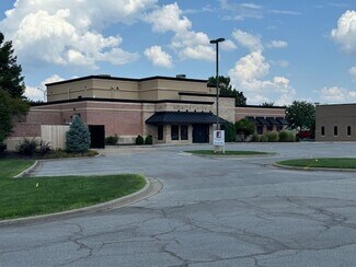 Plus de détails pour 5001 Town Center Dr, Leawood, KS - Local commercial à vendre