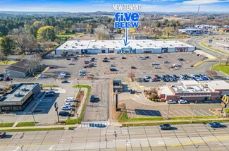 Plus de détails pour 1501-1567 Broadway St N, Menomonie, WI - Local commercial à vendre