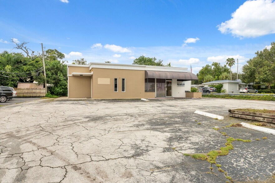 2101 Indian Rocks Rd, Largo, FL à vendre - Photo de l’immeuble – Image 3 sur 42