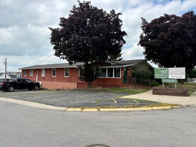 127 S Stewart St, Bremen, IN à vendre Photo principale– Image 1 sur 14