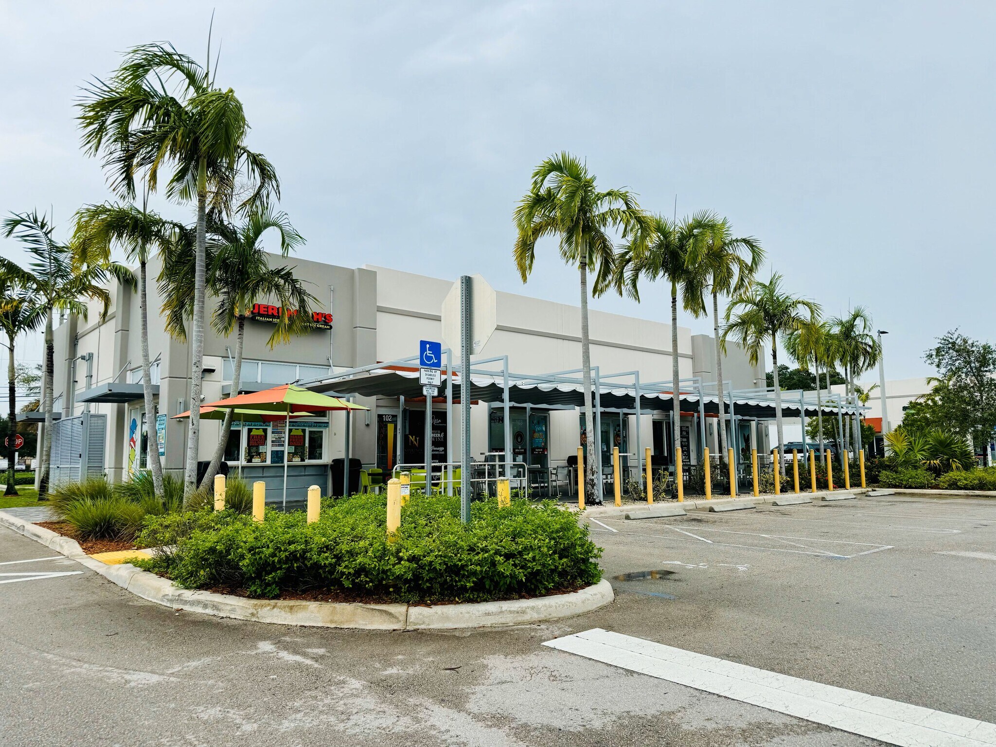 9600 Stirling Rd, Hollywood, FL à vendre Photo de l’immeuble– Image 1 sur 6