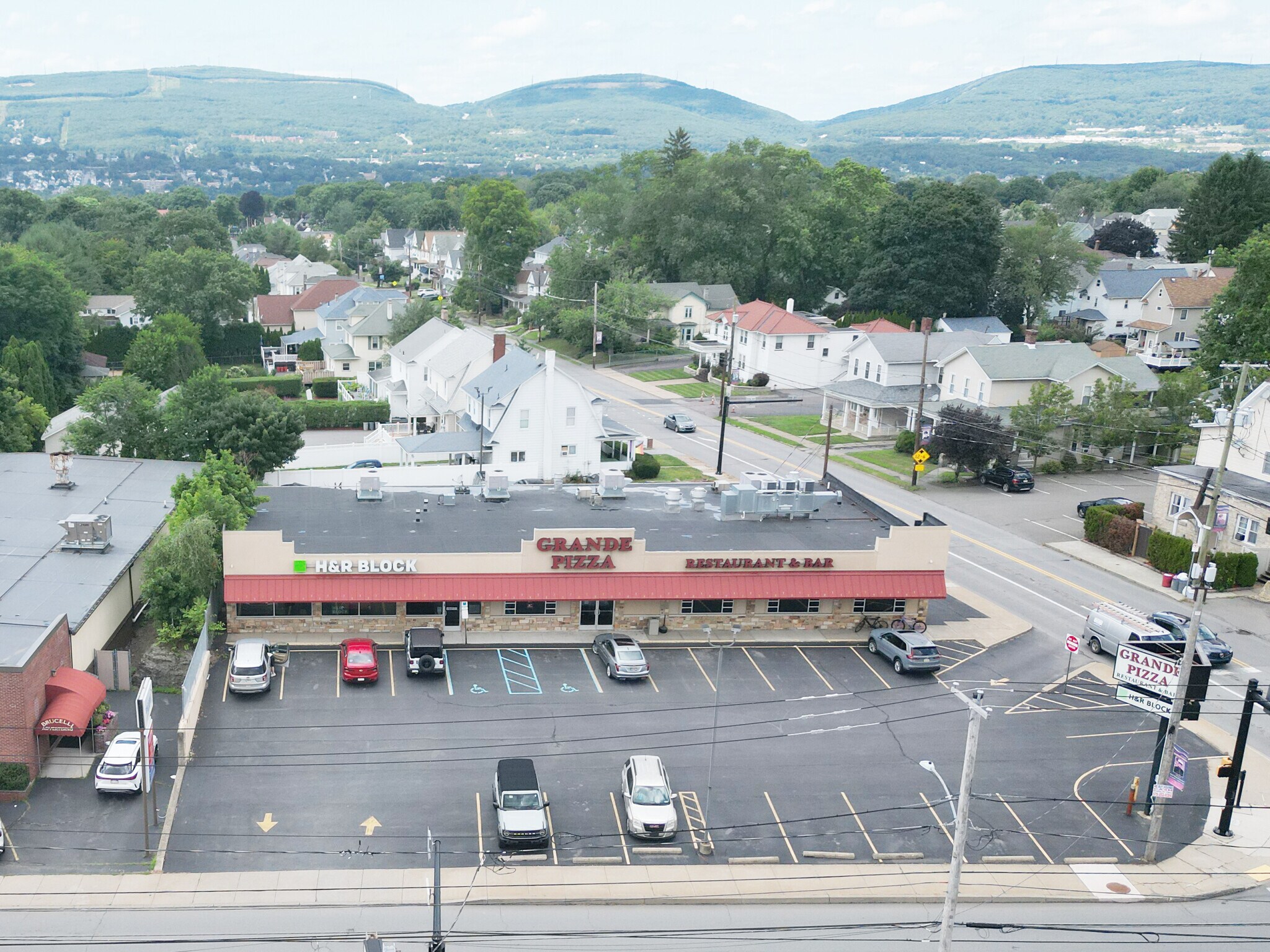 302-306 S Blakely St, Dunmore, PA à vendre Photo principale– Image 1 sur 6