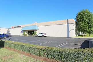 Plus de détails pour 2935 E La Palma Ave, Anaheim, CA - Industriel/Logistique à louer