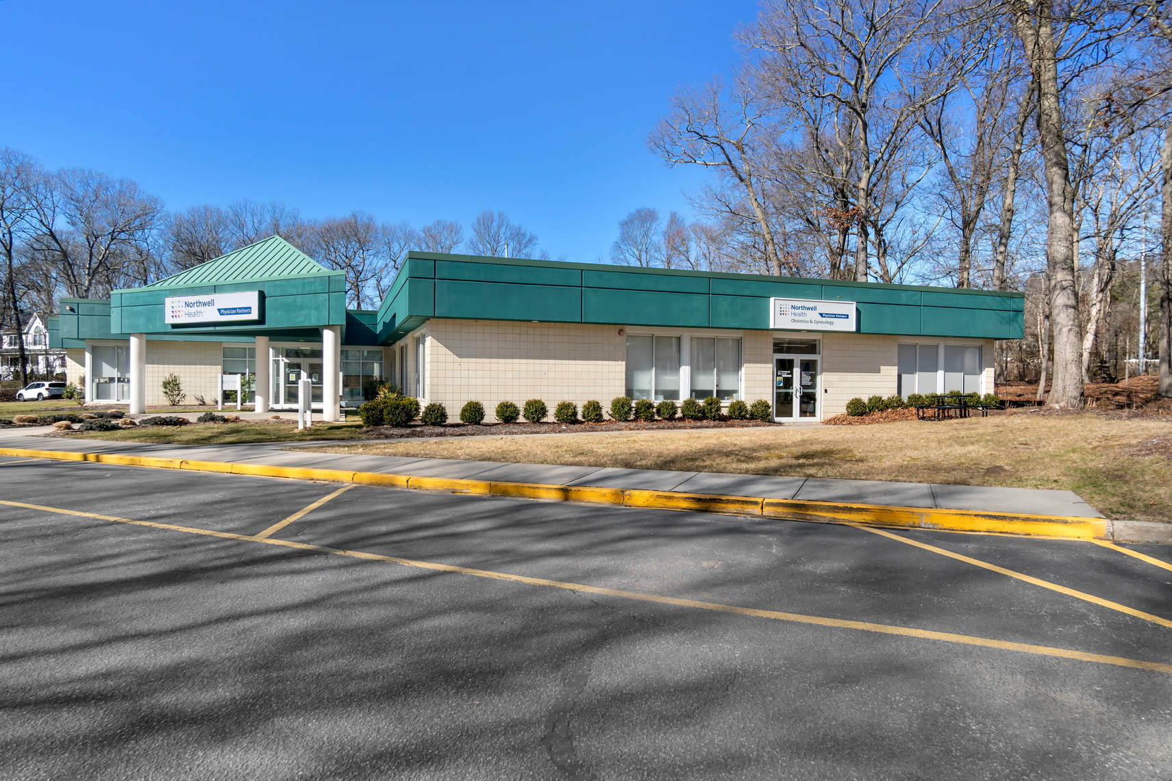 271 Route 25A, Wading River, NY à louer Photo de l’immeuble– Image 1 sur 26