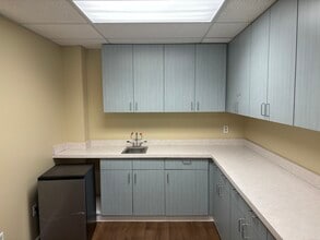 27 Hospital Ave, Danbury, CT à louer Photo intérieure– Image 2 sur 7
