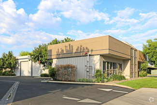 Plus de détails pour 499 W Bedford Ave, Fresno, CA - Bureau à louer
