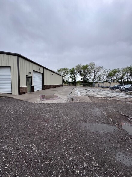 2180 E Main St, Montrose, CO à louer - Photo de l’immeuble – Image 2 sur 31