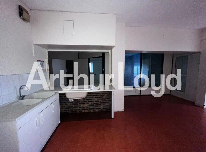 Bureau dans Caen à louer - Photo intérieure – Image 2 sur 4