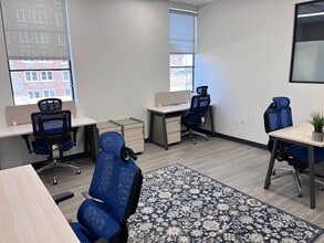 136 4th St N, Saint Petersburg, FL à louer Photo intérieure– Image 1 sur 2