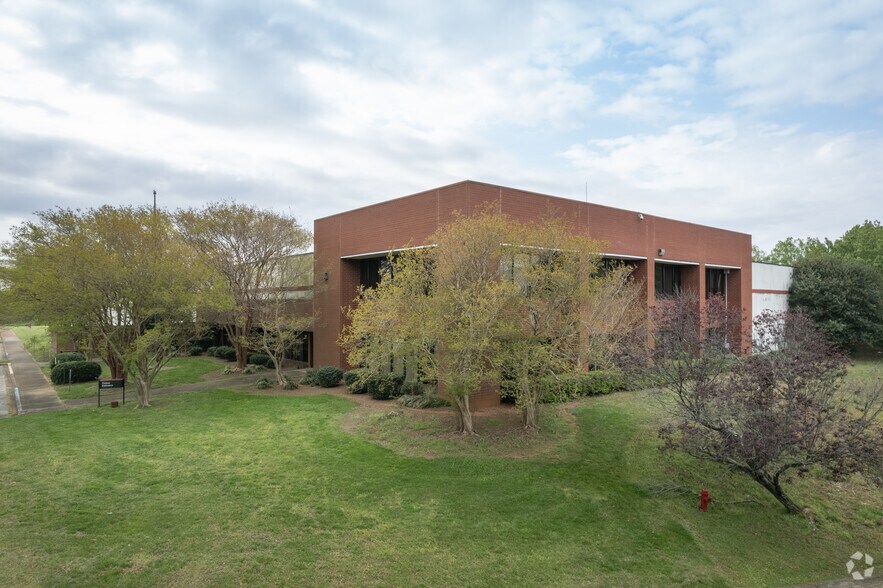 120 Ridgeview Center Dr, Duncan, SC à vendre - Photo principale – Image 1 sur 14