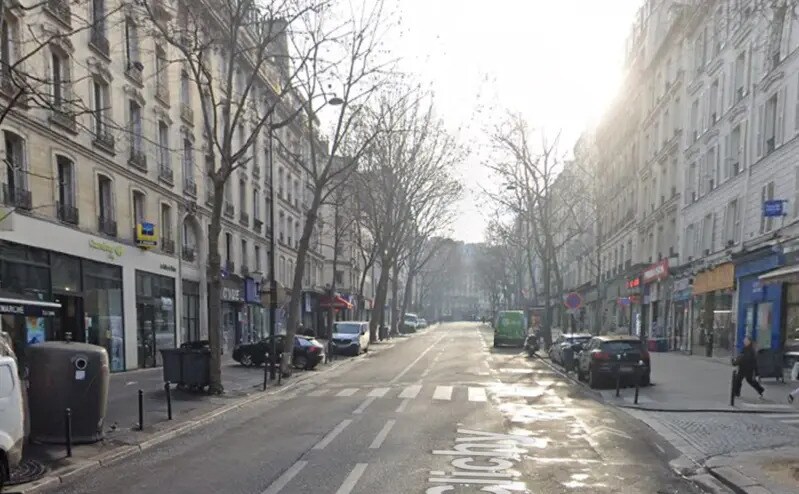 Local commercial dans Paris à louer - Photo de l’immeuble – Image 2 sur 2