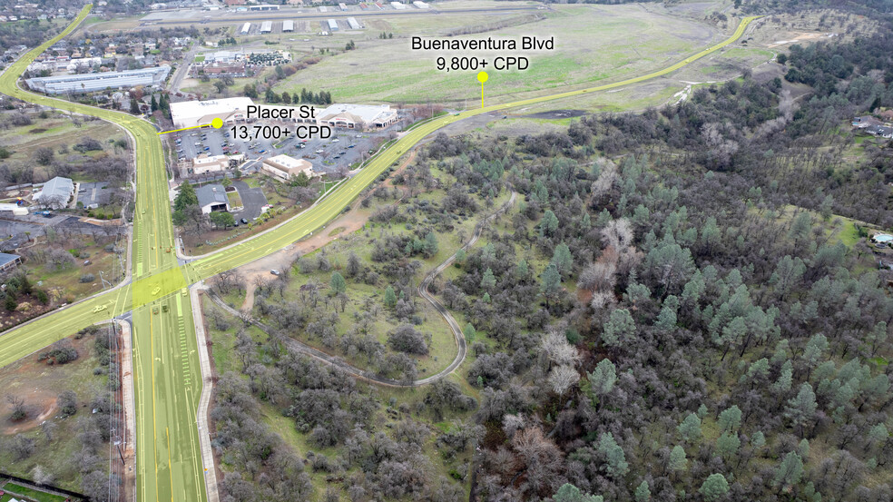 1600 Buenaventura Blvd, Redding, CA à vendre - Aérien – Image 1 sur 7