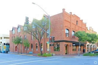 101-107 S B St, San Mateo, CA à louer Photo de l’immeuble– Image 1 sur 1