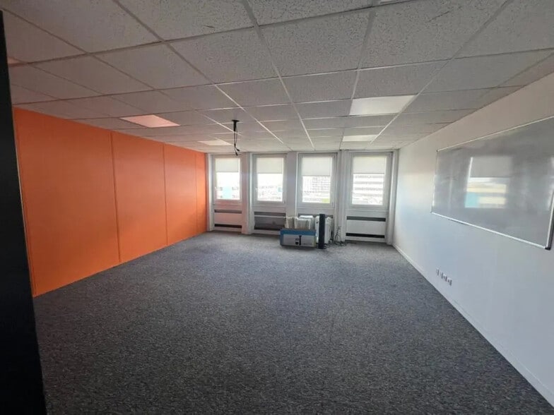 1 Voie Felix Eboue, Créteil à vendre - Photo de l’immeuble – Image 3 sur 14